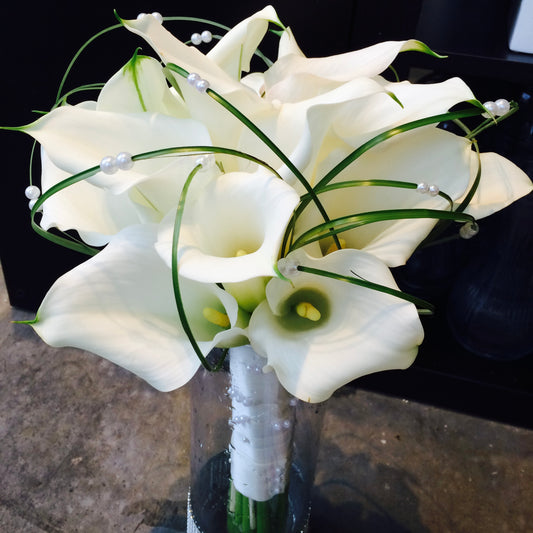 White calla lily bridal bouquet