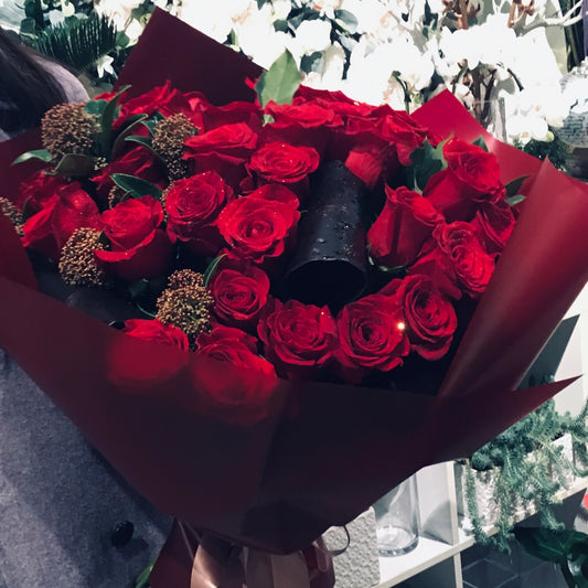 48/49🌹Her favourite red rose bouquet❤️