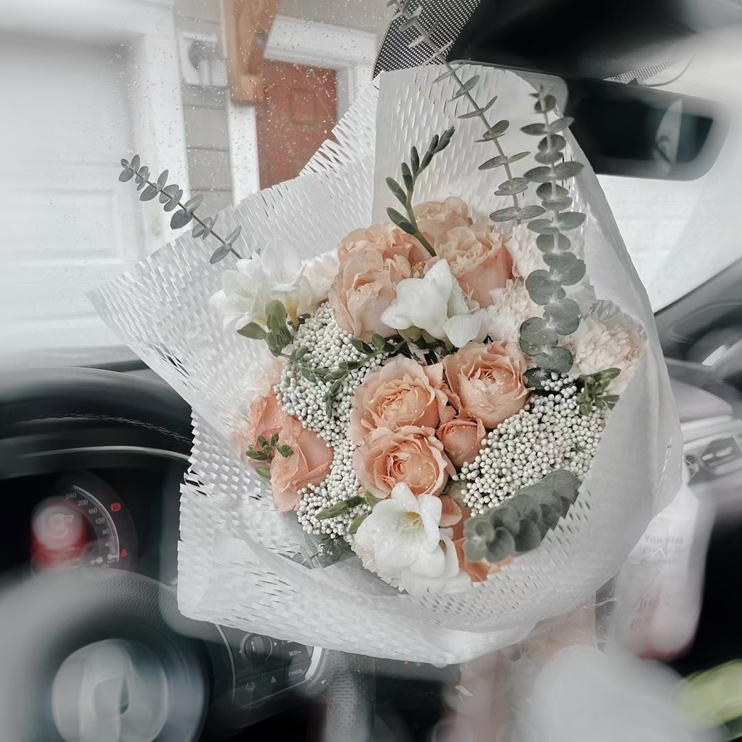 My favourite garden spray roses bouquet No.4🩵