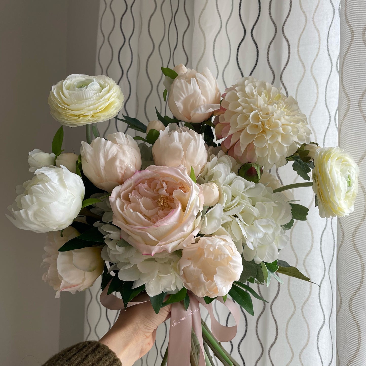 Blush pink bridal bouquet